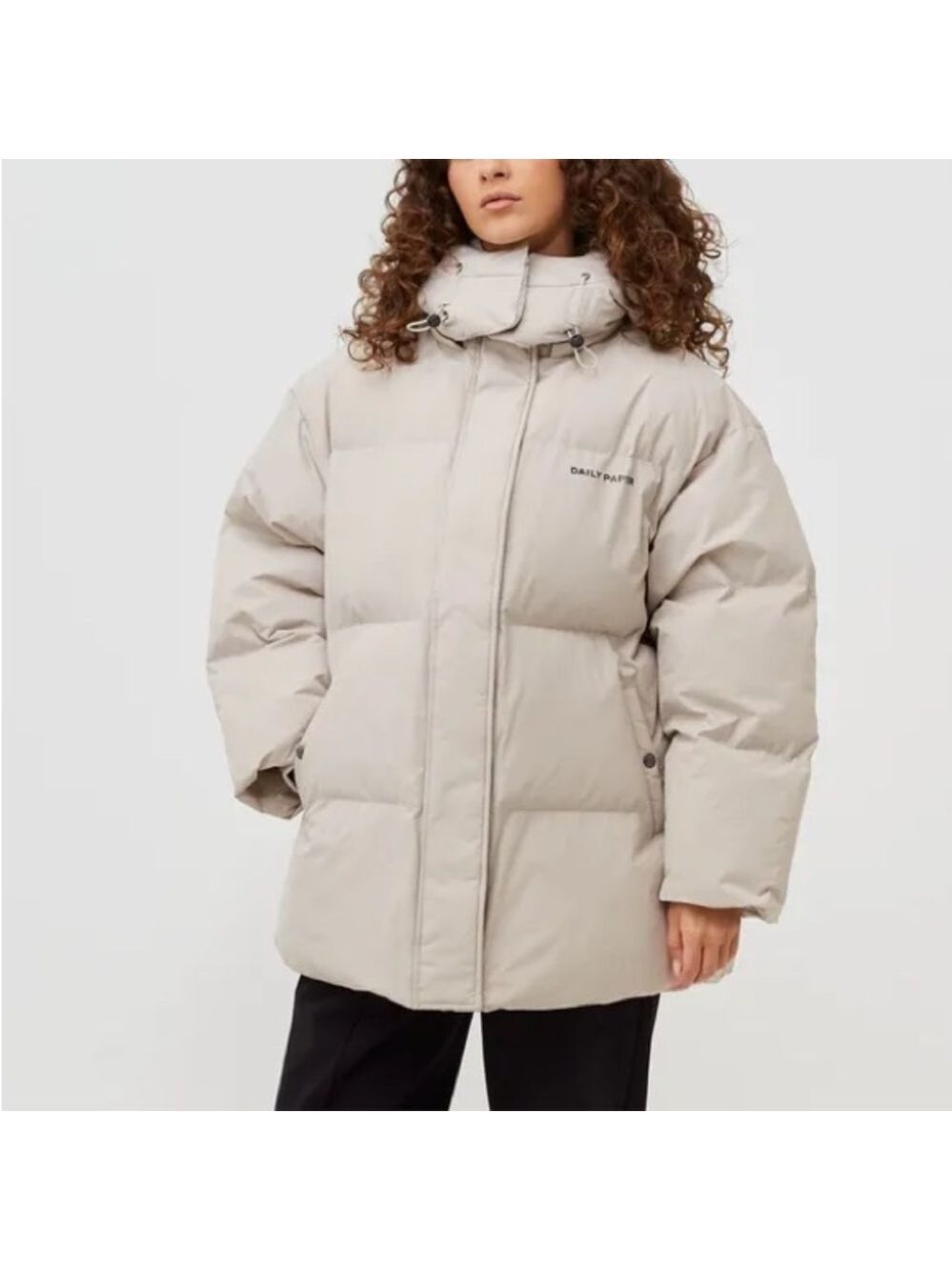 DAILY PAPER The Nicole Puffer in Nacreous Clouds Beige - Picture 2 of 15